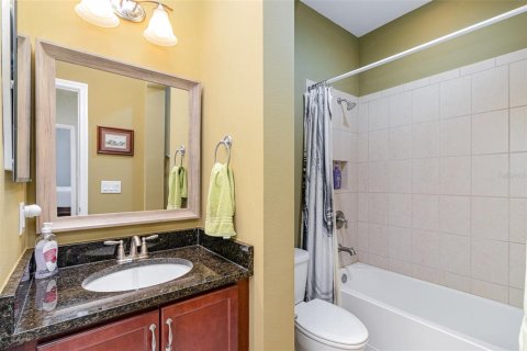 House in Sun City Center, Florida 2 bedrooms, 139.63 sq.m. № 1581765 - photo 22