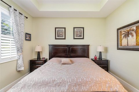 House in Sun City Center, Florida 2 bedrooms, 139.63 sq.m. № 1581765 - photo 16
