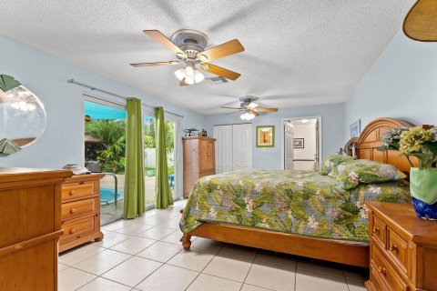 Villa ou maison à vendre à St. Lucie, Floride: 3 chambres, 195.84 m2 № 2417764 - photo 10