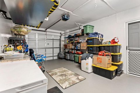 Villa ou maison à vendre à St. Lucie, Floride: 3 chambres, 195.84 m2 № 2417764 - photo 12