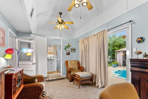 Villa ou maison à vendre à St. Lucie, Floride: 3 chambres, 195.84 m2 № 2417764 - photo 13
