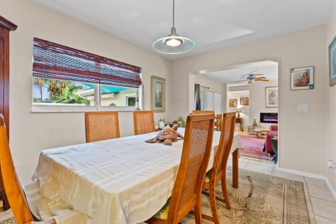 Villa ou maison à vendre à St. Lucie, Floride: 3 chambres, 195.84 m2 № 2417764 - photo 28
