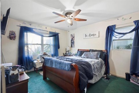 House in Orlando, Florida 3 bedrooms, 140.65 sq.m. № 1904240 - photo 6