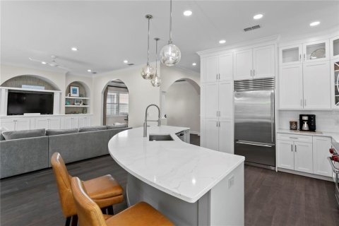 Casa en venta en Tampa, Florida, 4 dormitorios, 266.26 m2 № 1822990 - foto 25