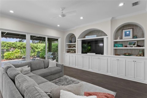 Casa en venta en Tampa, Florida, 4 dormitorios, 266.26 m2 № 1822990 - foto 26