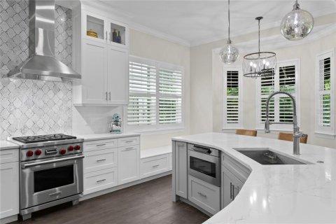 Casa en venta en Tampa, Florida, 4 dormitorios, 266.26 m2 № 1822990 - foto 10