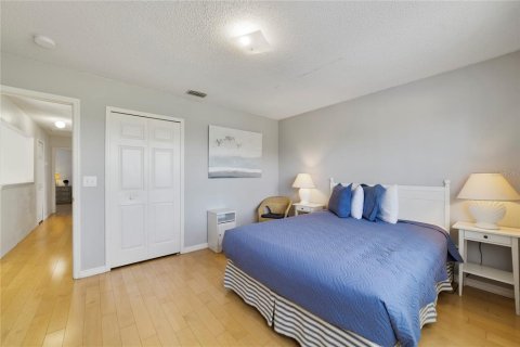 Villa ou maison à vendre à Haines City, Floride: 4 chambres, 212.19 m2 № 2226326 - photo 20