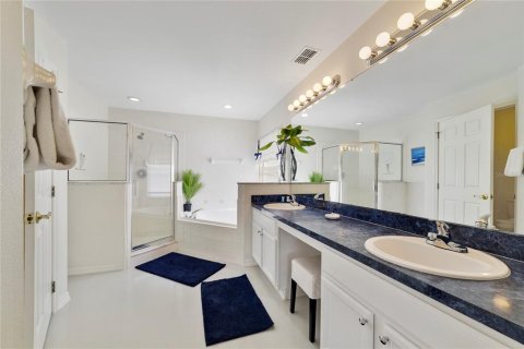 Villa ou maison à vendre à Haines City, Floride: 4 chambres, 212.19 m2 № 2226326 - photo 18
