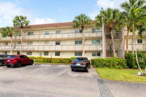 Apartment in Plantation, Florida 2 bedrooms, 88.44 sq.m. № 2041414 - photo 10