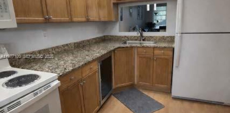 Apartment in Plantation, Florida 2 bedrooms, 88.44 sq.m. № 2041414