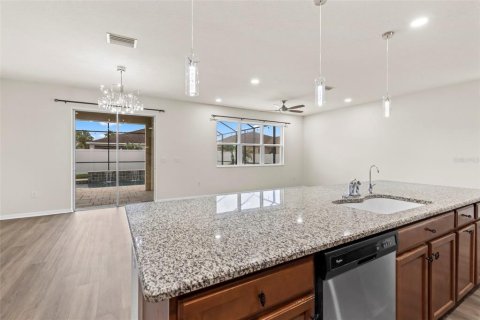 Villa ou maison à vendre à New Port Richey, Floride: 4 chambres, 252.32 m2 № 2215388 - photo 9