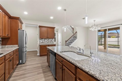 Villa ou maison à vendre à New Port Richey, Floride: 4 chambres, 252.32 m2 № 2215388 - photo 10