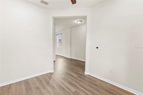 Villa ou maison à vendre à New Port Richey, Floride: 4 chambres, 252.32 m2 № 2215388 - photo 4