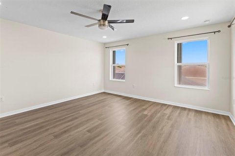 Villa ou maison à vendre à New Port Richey, Floride: 4 chambres, 252.32 m2 № 2215388 - photo 26