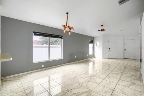 Casa en venta en Seffner, Florida, 3 dormitorios, 120.4 m2 № 2287345 - foto 6
