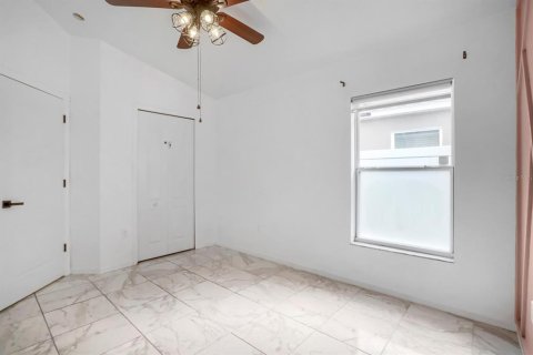 Casa en venta en Seffner, Florida, 3 dormitorios, 120.4 m2 № 2287345 - foto 15