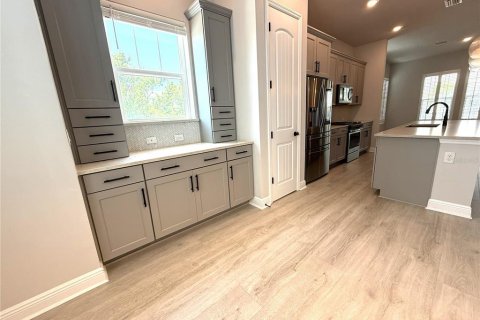 Снять в аренду таунхаус в Сент-Питерсберг, Флорида 6 комнат, 165.27м2, № 1845121 - фото 10