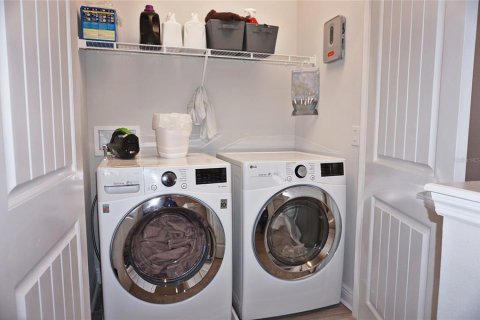 Снять в аренду таунхаус в Сент-Питерсберг, Флорида 6 комнат, 165.27м2, № 1845121 - фото 18