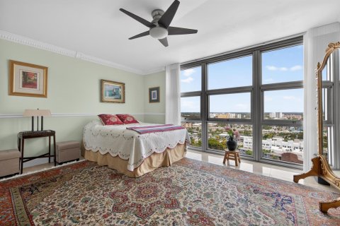 Condo in Pompano Beach, Florida, 2 bedrooms  № 2177346 - photo 8