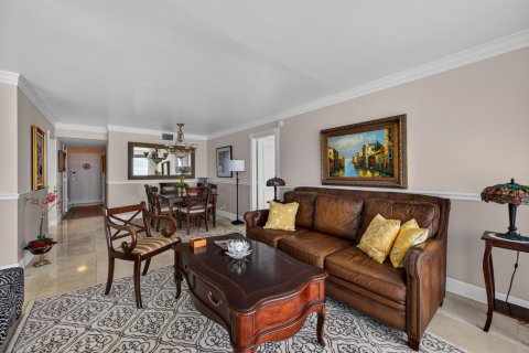 Condo in Pompano Beach, Florida, 2 bedrooms  № 2177346 - photo 15