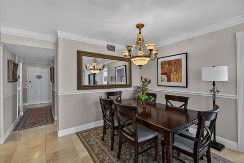 Condo in Pompano Beach, Florida, 2 bedrooms  № 2177346 - photo 20