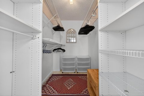 Condo in Pompano Beach, Florida, 2 bedrooms  № 2177346 - photo 30