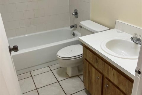 Снять в аренду квартиру в Брэндон, Флорида 1 спальня, 74.32м2, № 1720816 - фото 10