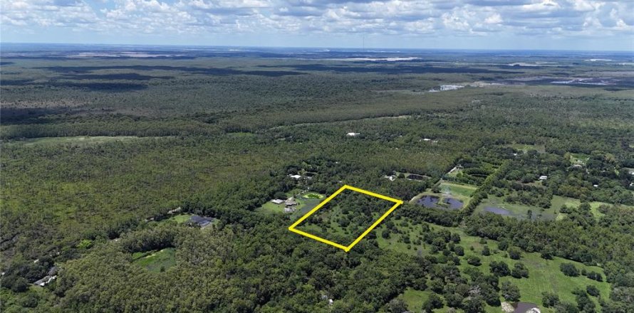Land in Naples, Florida № 1906373