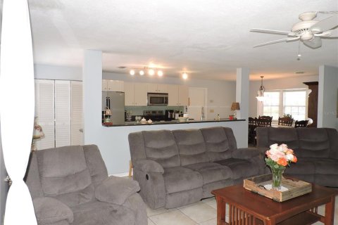 Villa ou maison à vendre à Lake Wales, Floride: 3 chambres, 148.27 m2 № 1684949 - photo 13