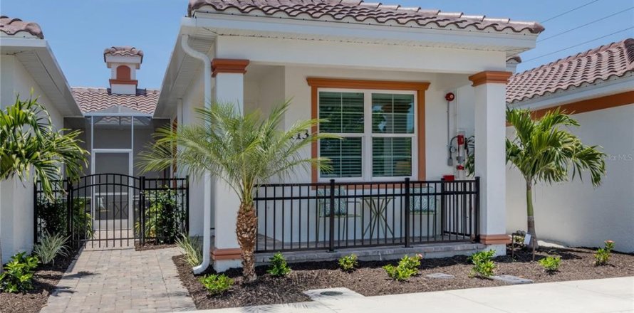 House in Venice, Florida 2 bedrooms, 99.13 sq.m. № 1437242