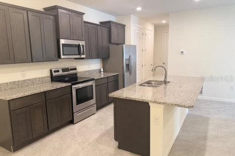 Adosado en venta en Clermont, Florida, 2 dormitorios, 152.92 m2 № 1909862 - foto 6