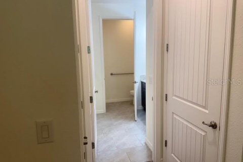 Adosado en venta en Clermont, Florida, 2 dormitorios, 152.92 m2 № 1909862 - foto 18