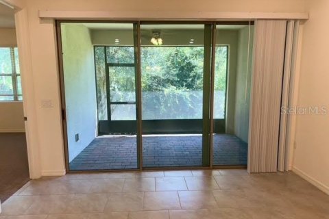 Adosado en venta en Clermont, Florida, 2 dormitorios, 152.92 m2 № 1909862 - foto 10