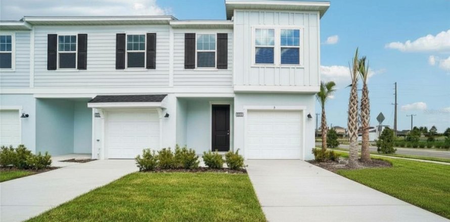 Townhouse in Zephyrhills, Florida 3 bedrooms, 154.68 sq.m. № 2198273