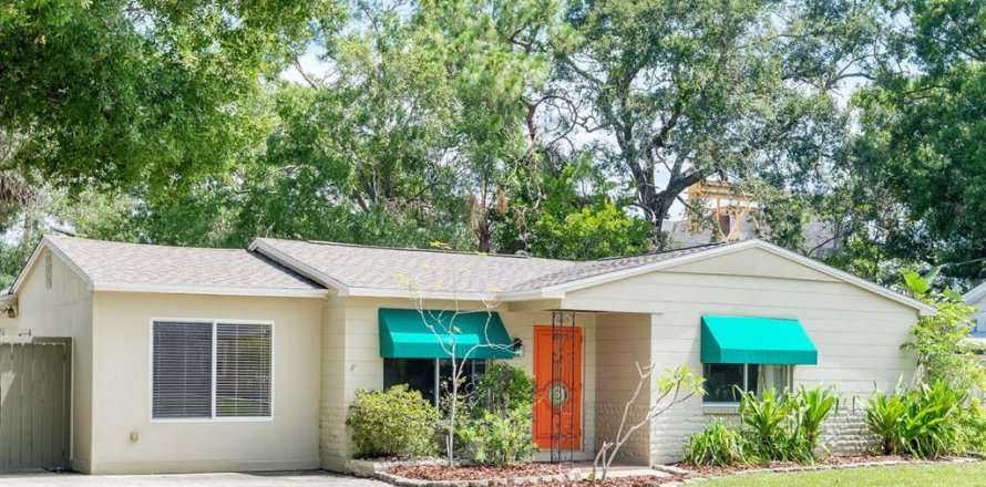Villa ou maison à Tampa, Floride 3 chambres, 164.72 m2 № 2221065