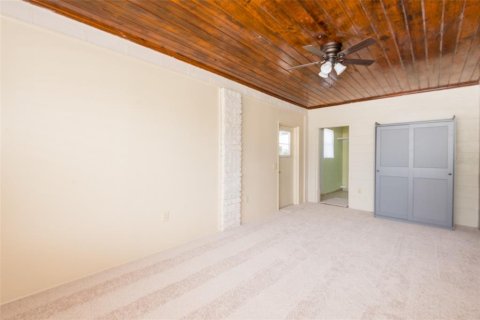 Villa ou maison à vendre à Tampa, Floride: 3 chambres, 164.72 m2 № 2221065 - photo 10