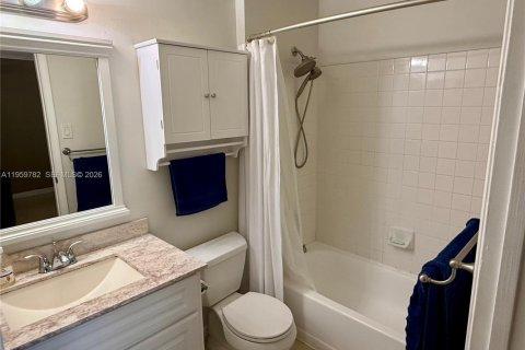 Купить кондоминиум в Майами, Флорида 1 спальня, 64.38м2, № 2021806 - фото 13