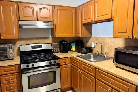 Купить кондоминиум в Майами, Флорида 1 спальня, 64.38м2, № 2021806 - фото 8