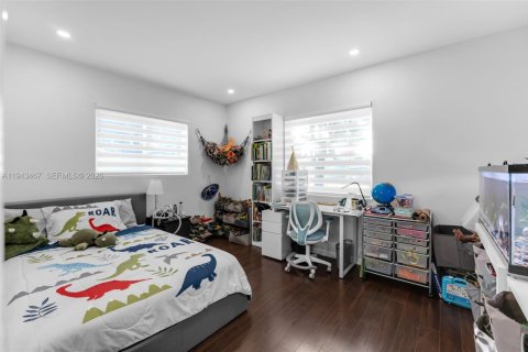 Casa en venta en Miami, Florida, 4 dormitorios, 136.38 m2 № 2000316 - foto 15