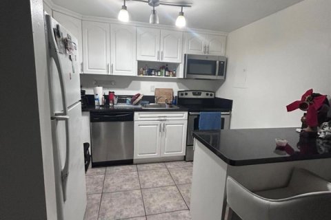 Copropriété à vendre à Plantation, Floride: 1 chambre, 89.19 m2 № 2240449 - photo 16
