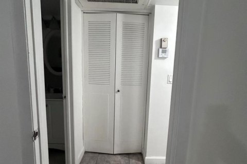 Copropriété à vendre à Plantation, Floride: 1 chambre, 89.19 m2 № 2240449 - photo 9