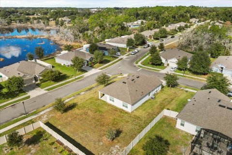 House in DeLand, Florida 4 bedrooms, 173.26 sq.m. № 2396932 - photo 5