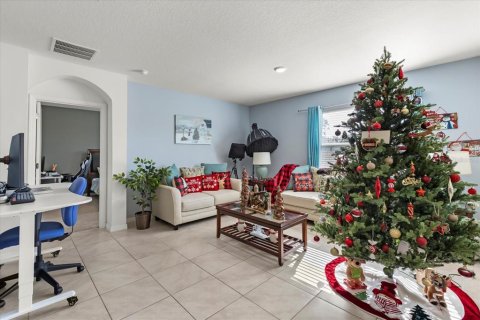 House in DeLand, Florida 4 bedrooms, 173.26 sq.m. № 2396932 - photo 8