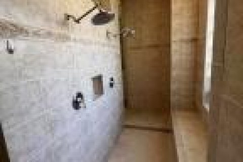 House in Coral Springs, Florida 6 bedrooms, 367.43 sq.m. № 2083533 - photo 20