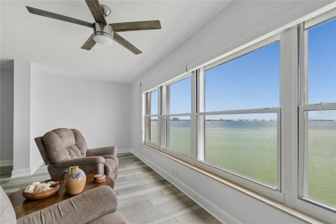 Copropriété à vendre à Gulfport, Floride: 1 chambre, 108.7 m2 № 2147674 - photo 15