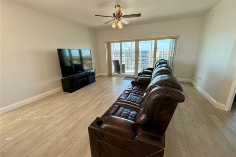 Copropriété à vendre à Largo, Floride: 3 chambres, 170.57 m2 № 2376742 - photo 5