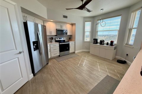 Copropriété à vendre à Largo, Floride: 3 chambres, 170.57 m2 № 2376742 - photo 4