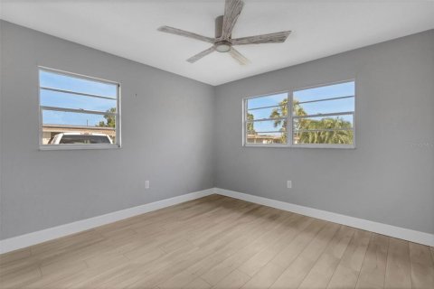 Copropriété à vendre à Bradenton, Floride: 2 chambres, 100.33 m2 № 2195866 - photo 16