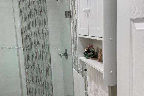 Appartement à louer à Miami, Floride: 1 chambre, 60.2 m2 № 1950767 - photo 13