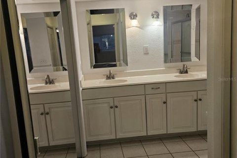 Copropriété à louer à Tampa, Floride: 3 chambres, 163.23 m2 № 2112343 - photo 8